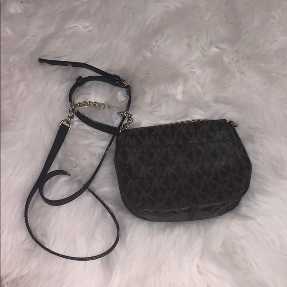 Small brown Michael Kors Purse - Picture 2 of 5